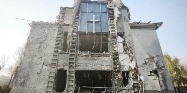 Pastor é morto em bombardeio durante culto na Ucrânia