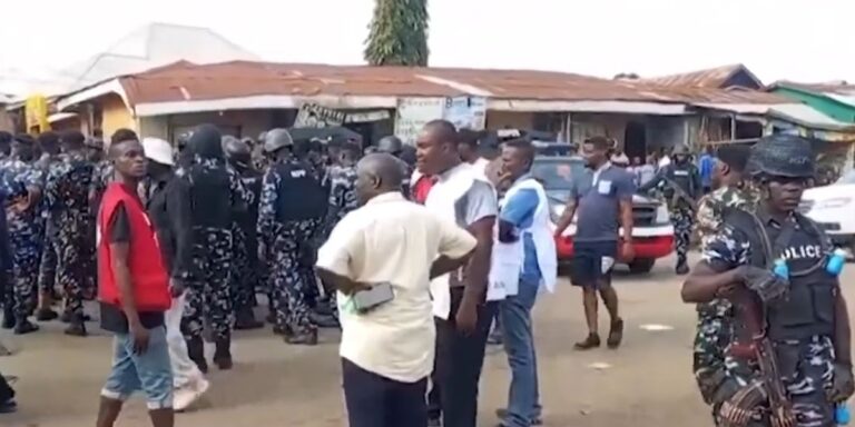 Mais cristãos são vítimas de ataques terroristas na Nigéria após massacre de Semana Santa