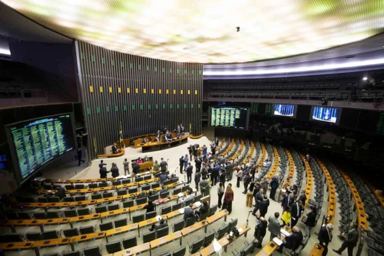 Câmara aprova sistema nacional de rastreabilidade do ouro para combater irregularidades
