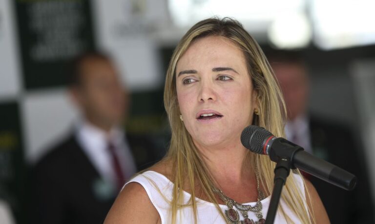 Celina apoia Michelle e Bia Kicis para o Senado em 2026