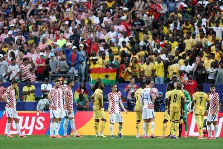 Croácia vence Gana e se classifica em segundo no grupo L
