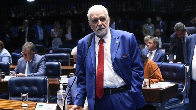 Operação na residência de Jaques teve arrombamento e durou 2h
