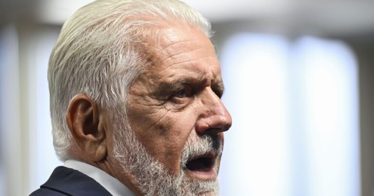 PT adia decisão sobre Wagner enquanto dúvidas crescem internamente