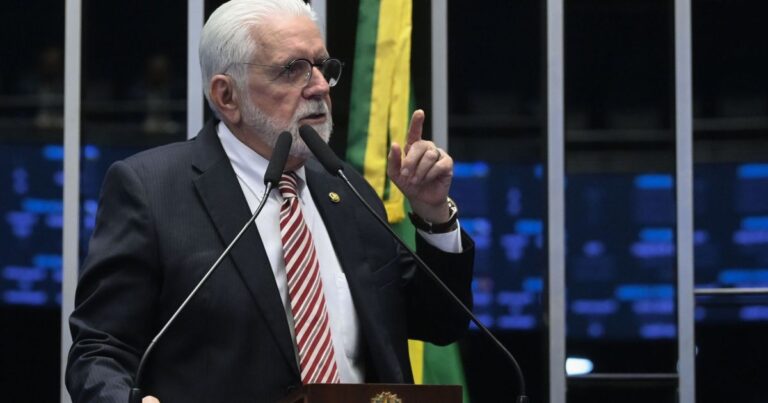 Jaques Wagner demonstrava calma sobre vínculo ao Banco Master