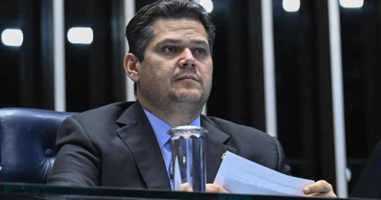 Alcolumbre defende Wagner e rechassa condenações antecipadas