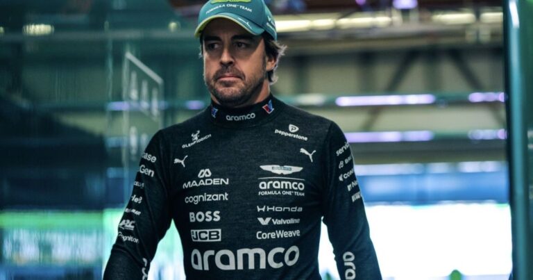 Aston Martin apresenta atualizações para convencer Alonso a ficar