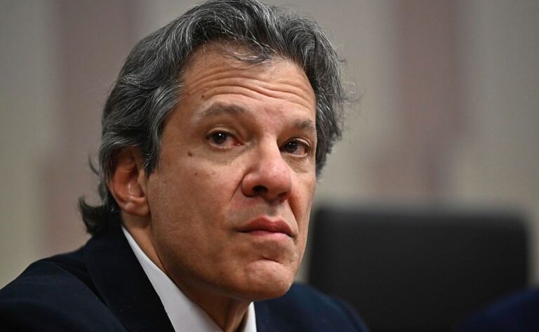 Haddad aponta PSB como chave para fechar chapa em SP