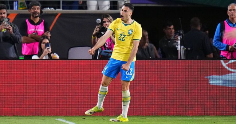 Martinelli se oferece para vaga de Raphinha na seleção