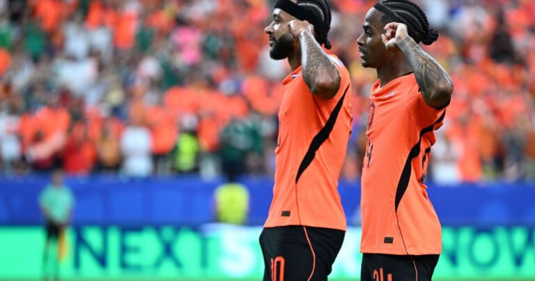Holanda bate Suécia com gol de Depay no segundo tempo
