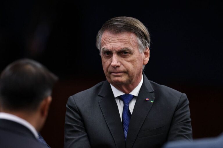 PGR pede rejeição de revisão da condenação de Bolsonaro no STF