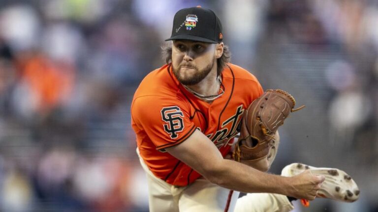 MLB adverte Giants por referências bíblicas em bonés da Parada do Orgulho