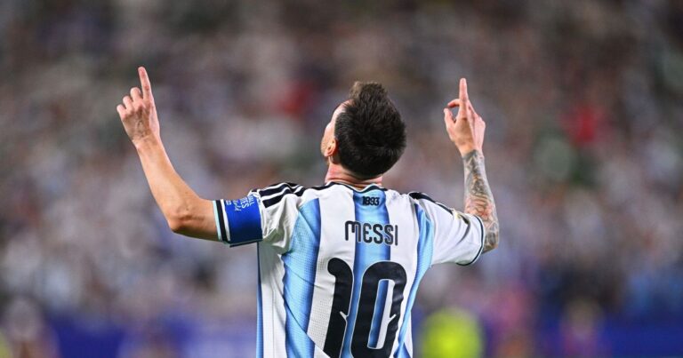 Messi iguala Klose e marca era na história das Copas