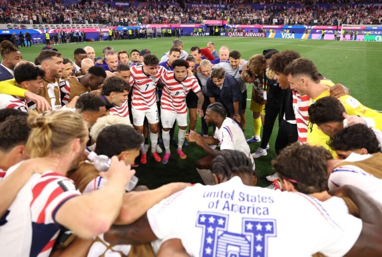Atletas usam Copa do Mundo para expressar fé cristã