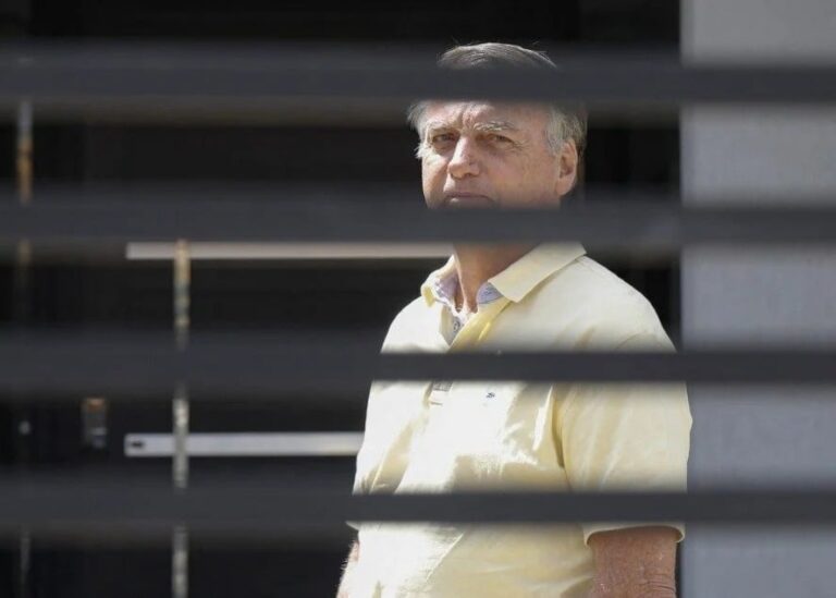 STM analisa recurso de Bolsonaro contra vice da Corte