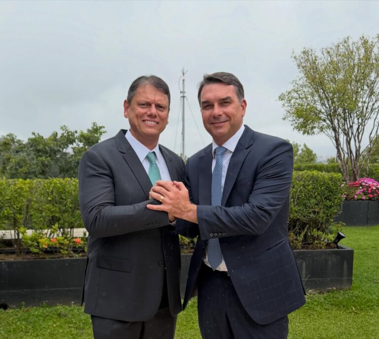 Flávio e Tarcísio reforçam apoio ao agro na Feicorte