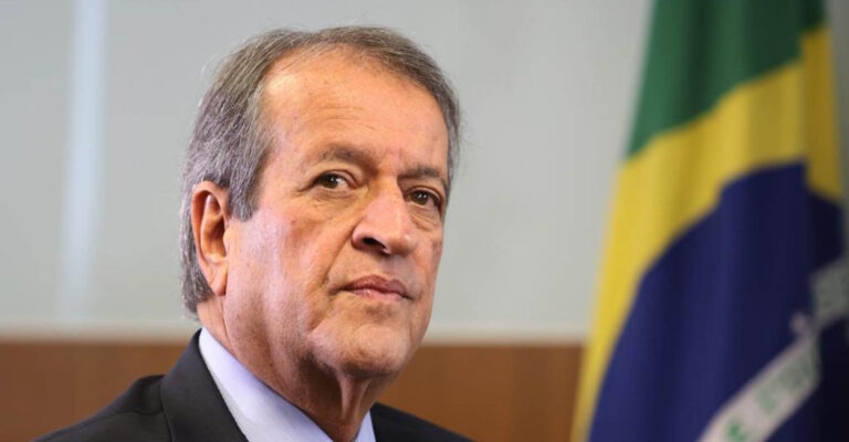 Divergências internas no PL preocupam Valdemar Costa Neto