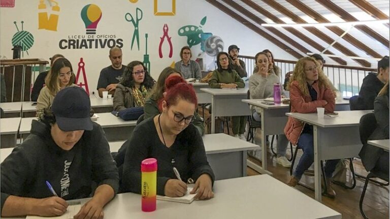 Liceu de Ofícios Criativos oferece programação gratuita