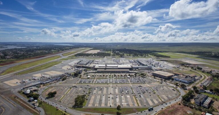 Governo testa mercado para repactuação do aeroporto de Brasília