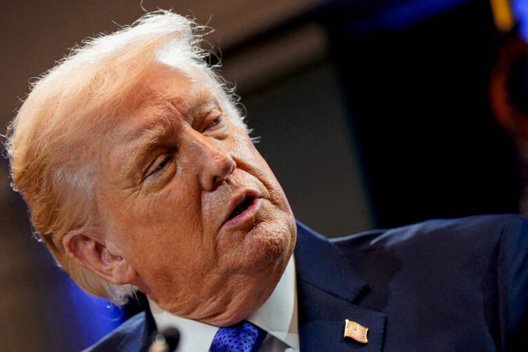 Trump promete grande anúncio sobre eleições