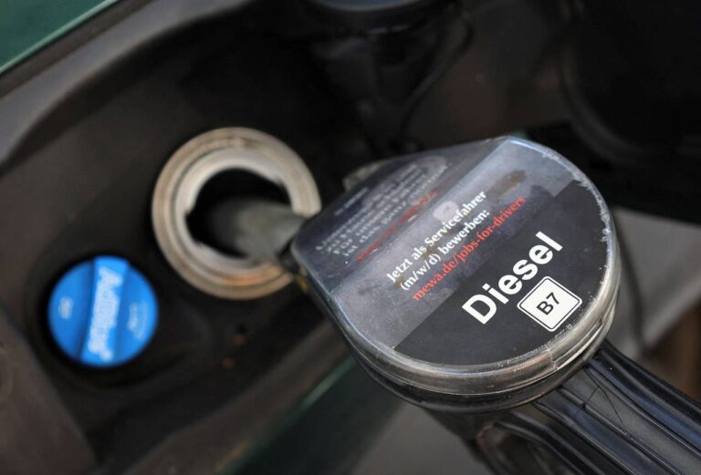 Petrobras reduz preço do diesel em R$ 0,3515 por litro