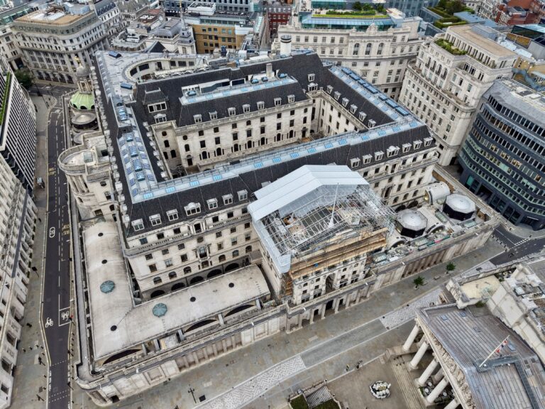 Banco da Inglaterra mantém juros em 3,75% com mais apoio à alta