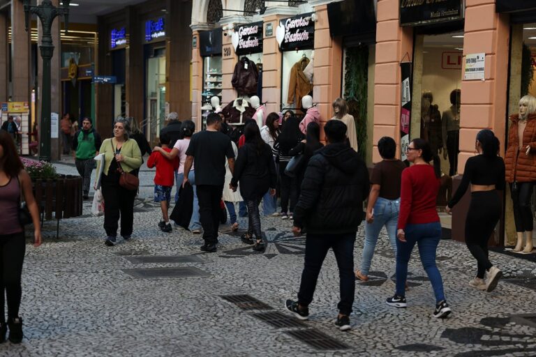 Economia do Paraná cresce em todos os setores