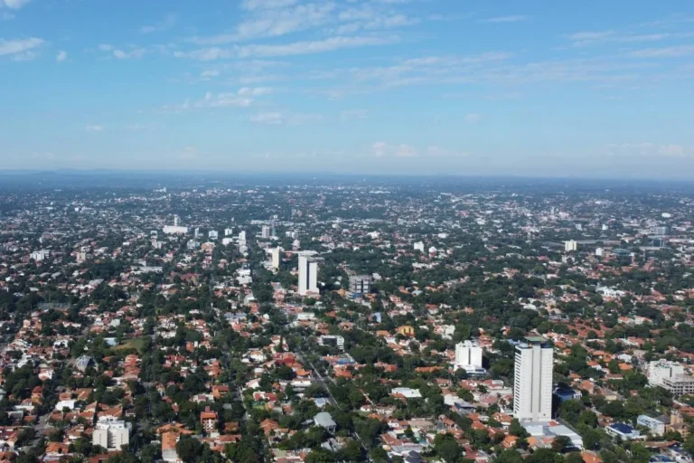 Brasileiros transformam mercado imobiliário do Paraguai