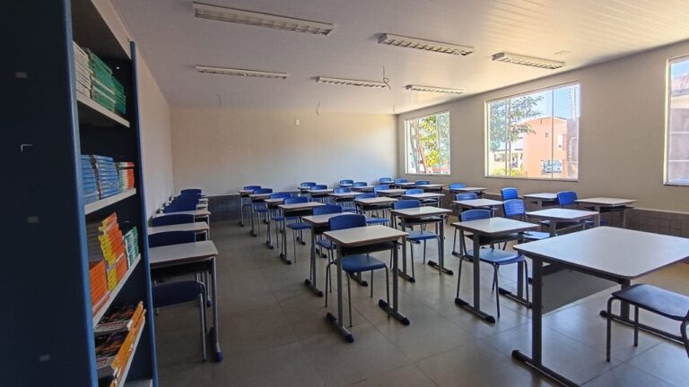 Colégio atingido por tornado retoma atividades com todos os estudantes
