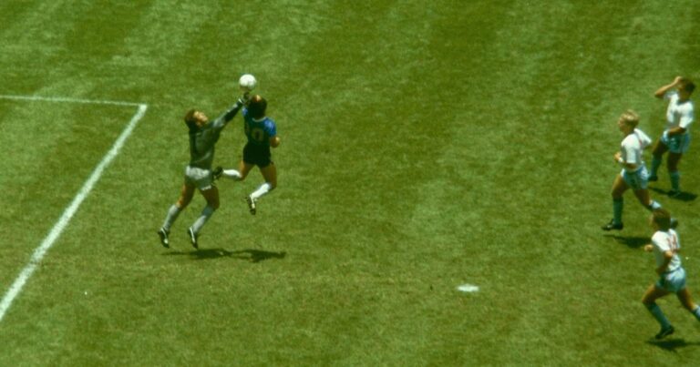 Federação argentina pede foco no futebol em semifinal contra Inglaterra