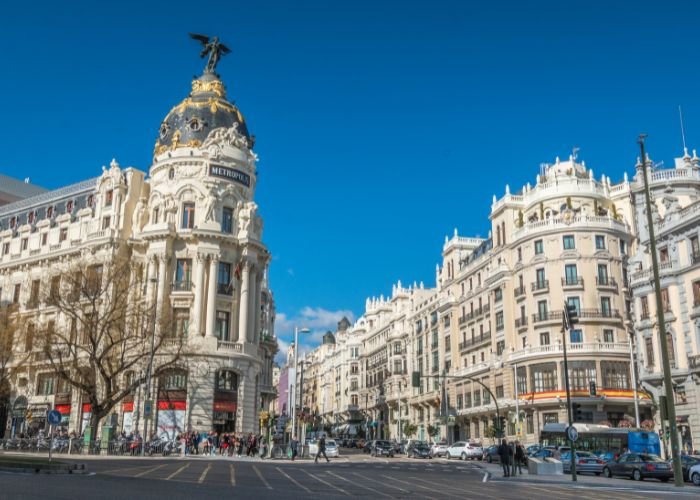 Crimes de ódio anticristãos atingem segundo pico em junho na Europa