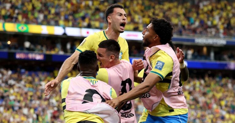 Martinelli disputa vaga com Danilo para substituir Paquetá nas oitavas