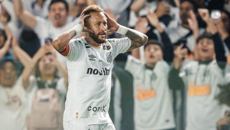 Neymar marca duas vezes, mas Santos empata com Chapecoense