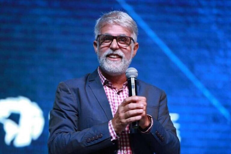 Pastor convoca fiéis ao posicionamento político contra governo