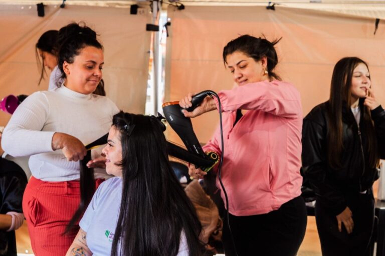 Qualifica Mulher Paraná certifica 170 mulheres em cursos