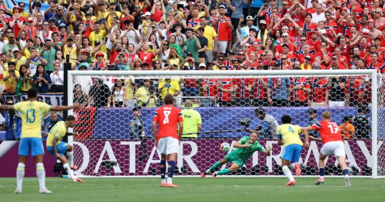 Goleiro da Noruega que defendeu penalti está sem clube