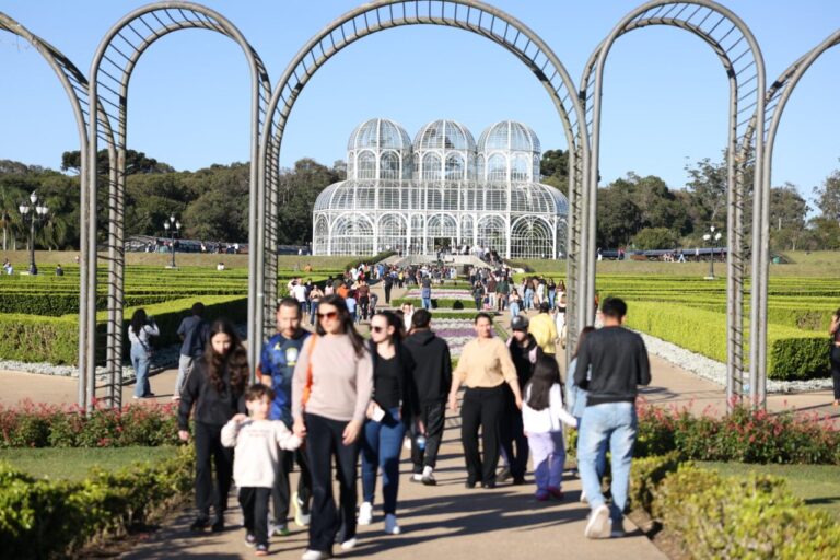 Veranico e férias escolares movimentam parques de Curitiba