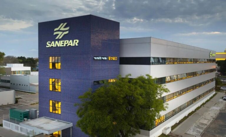 Confraria Imobiliária de Curitiba celebra espaço na Sanepar