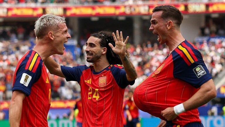 Espanha vence Bélgica com falha de goleiro e vai à semifinal