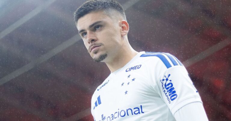 Gabriel Peçanha do Cruzeiro passa por cirurgia após fratura