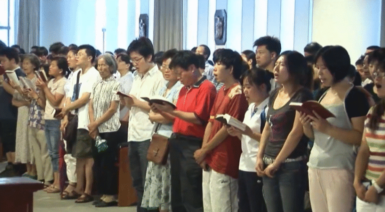 Cristianismo continua sob pressão na China após libertação de pastor