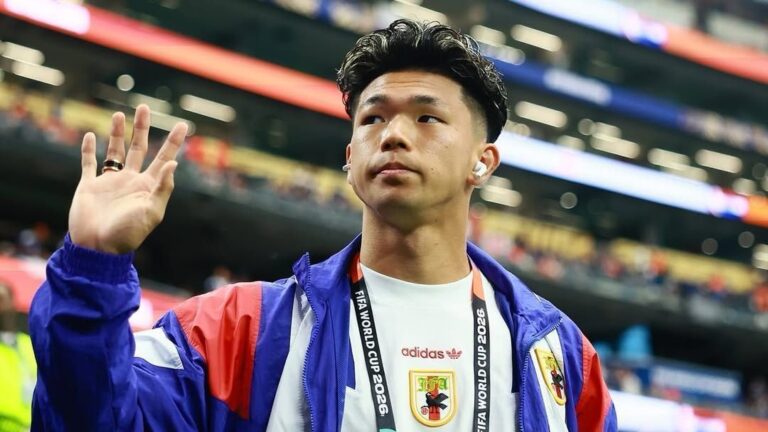 Jogador japonês ironiza brasileiros após polêmica com Neymar