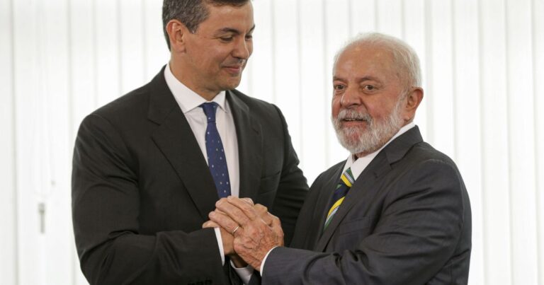 Lula e Peña conversam; Paraguai convoca embaixador após fala