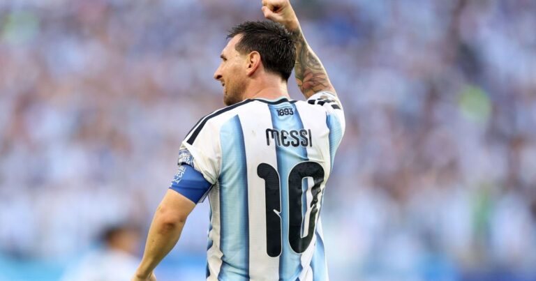 Messi passa Maradona e vira maior assistente da história das Copas