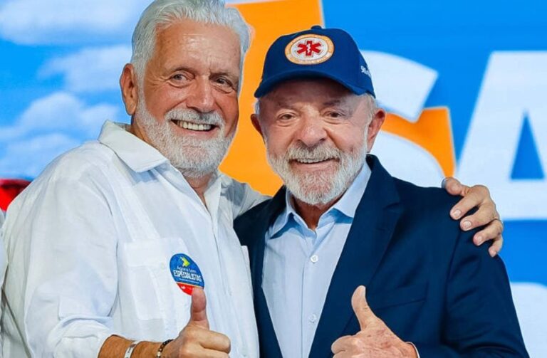 Lula e Jaques Wagner se encontram na Bahia em meio a investigações