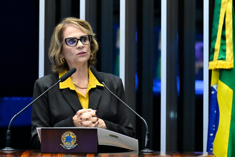 Senadora Damares Alves defende ronda virtual contra crimes infantis