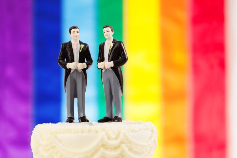 Evangélicos da Guatemala rejeitam redefinição de casamento