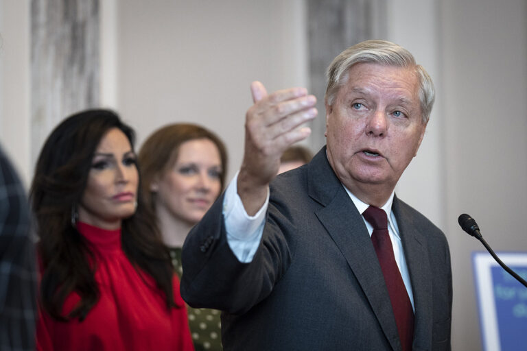 Pastor relembra Lindsey Graham como patriota e homem de fé