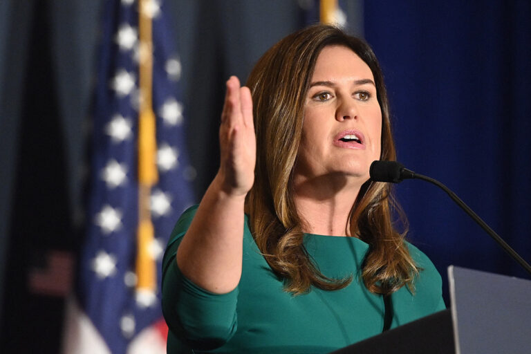 Arkansas alerta sobre ameaça à liberdade religiosa nos EUA