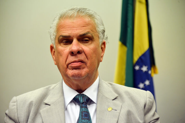 Deputado acusa filiação sem consentimento em partido