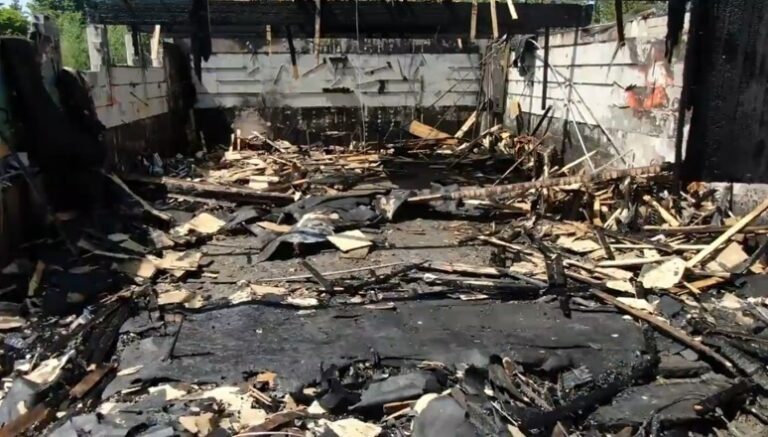 Igreja ortodoxa destruída por incêndio inicia reconstrução após cinco anos